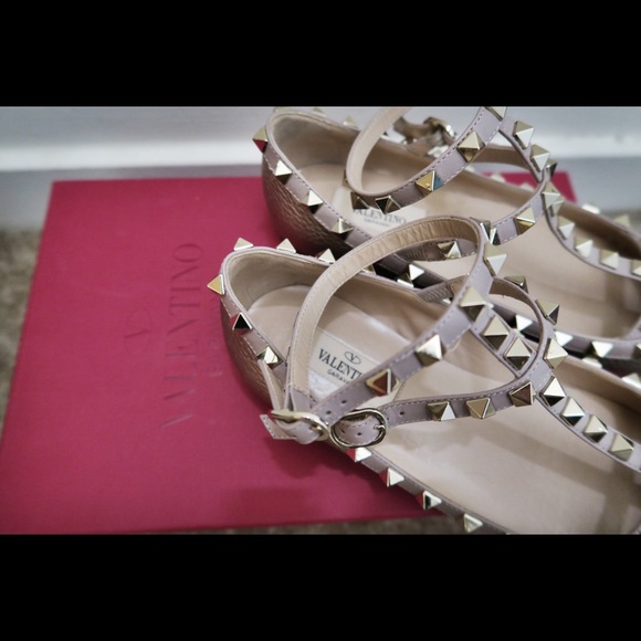 Valentino Rockstud Metallic Pointy Toe Pumps - Picture 2 of 7